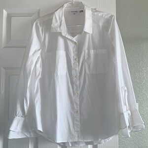 NWOT Calvin Klein white button down with ruffle sleeves and bow details size L